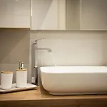 Casa Vanitosa 2 2 Bagni Posto Auto Medio アパート トリノ