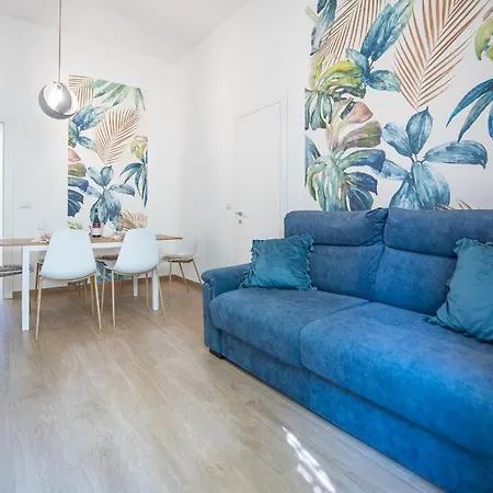 Casa Vanitosa 2 2 Bagni Posto Auto Medio 아파트 *