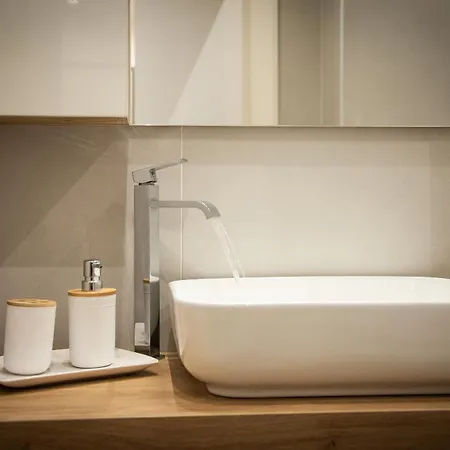 Casa Vanitosa 2 2 Bagni Posto Auto Appartamento Torino