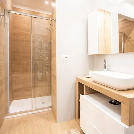 Casa Vanitosa 2 2 Bagni Posto Auto Medio